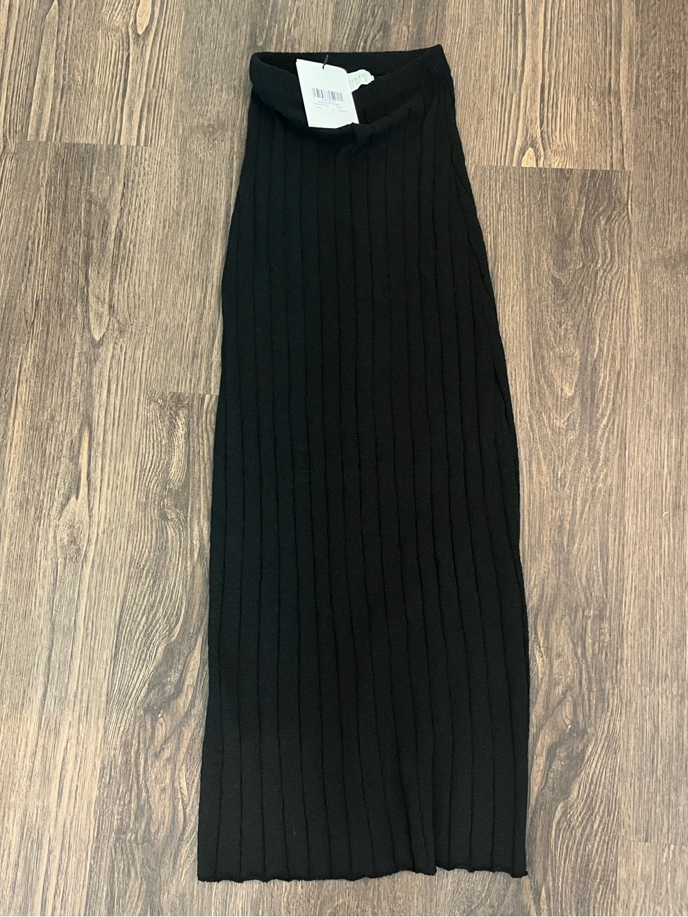DISSH Rem Black Knit Midi Skirt - Small - Picture 3 of 9